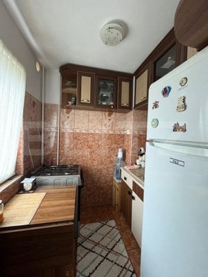 Apartament 2 camere, semidecomandat, 32 mp, zona Sagului - imagine 5