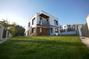 Vilă Smart Home. O casă așa cum ți-ai construi-o tu!