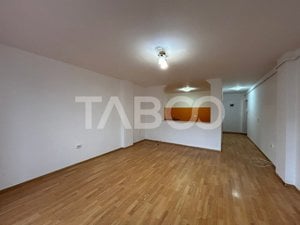 Garsoniera de vanzare suprafata utila 45 mp zona Tilisca in Sibiu - imagine 5