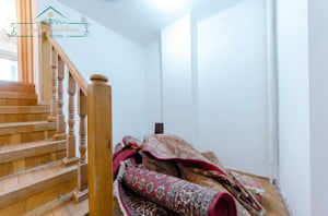 Apartament samanta cu 3 camere urcator, zona Polivalenta, Arad - imagine 6