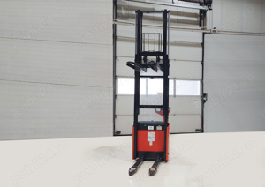 Stivuitor electric cu operator pietonal Linde L10 | Înălțimea ridicare 3824 mm | Capacitate 1400 kg