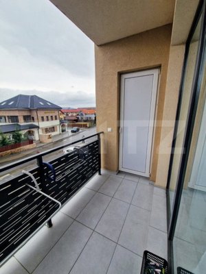 Apartament modern, 3 camere, 2 bai, garaj, zona centrala Floresti ! - imagine 10