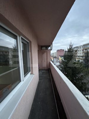 Apartament cu 3 camere, 63 mp, zona strada Crângului - imagine 13