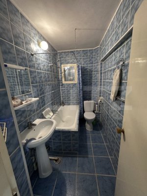 Apartament cu 3 camere, 63 mp, zona strada Crângului - imagine 12