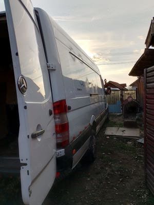 Mercedes Sprinter 10.000 - imagine 2