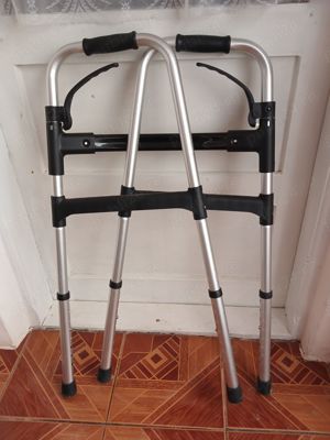 Cadru de mers pliabil pasitor reglabil pe inaltime din aluminiu - imagine 4