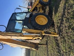 Vând Buldoexcavator Ford 655C - imagine 4