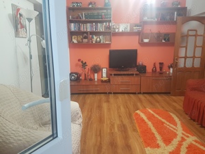 Apartament trei camere, semidecomandat, etaj patru, compartimentare frumoasa, liber, zona Mioritei - imagine 4