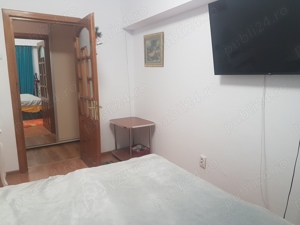 Apartament trei camere, semidecomandat, etaj patru, compartimentare frumoasa, liber, zona Mioritei - imagine 7