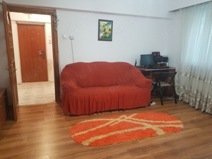 Apartament trei camere, semidecomandat, etaj patru, compartimentare frumoasa, liber, zona Mioritei - imagine 5