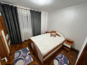 inchiriez apartament zona centrala tg jiu - imagine 2