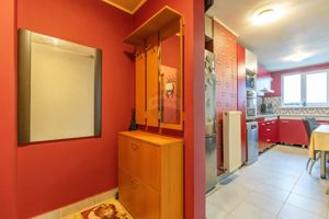 REZERVAT - Apartament cu 3 camere - cartierul Tractorul | zona Cerna - imagine 14