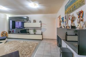 REZERVAT - Apartament cu 3 camere - cartierul Tractorul | zona Cerna - imagine 19