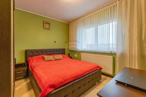 REZERVAT - Apartament cu 3 camere - cartierul Tractorul | zona Cerna - imagine 3