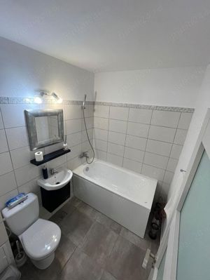 Apartament de 2 camere, semidecomandat, zona spitalului judetean - imagine 3