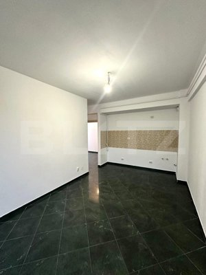 Apartament cu 2 camere decomandat, 50 mp, zona Han Visoianu  - imagine 2