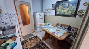 Vanzare apartament 3 camere micro 4 Targoviste - imagine 2