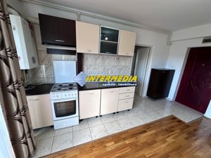 Apartament 2 camere mobilat de inchiriat  Alba Iulia Centru - imagine 2