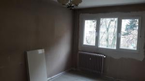 Apartament 4 camere, 2 bai,  etaj 1 din 4, Barajul Sadului -Titan - imagine 2