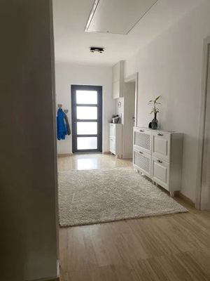 Vând 1/2 duplex în Moșnița Nouă -  LOCAȚIE EXCELENTĂ! - imagine 5