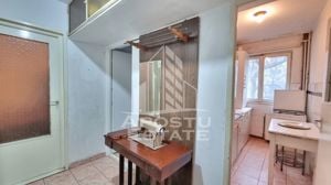 Apartament cu 2 camere, etaj intermediar, centrala proprie, zona Dacia - imagine 2