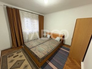 Apartament de inchiriat mobilat utilat 3 camere 60 mpu pivnita Sibiu - imagine 3