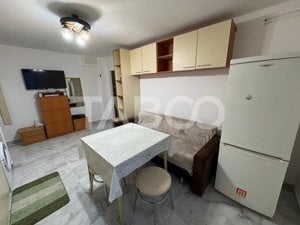 Apartament de inchiriat mobilat utilat 3 camere 60 mpu pivnita Sibiu - imagine 10