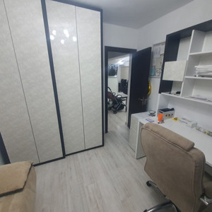 Apartament 4 camere Craiovei, confort 1 decomandat, mobilat, utilat - imagine 19