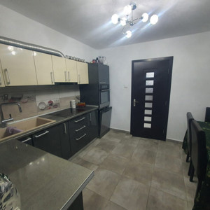 Apartament 4 camere Craiovei, confort 1 decomandat, mobilat, utilat - imagine 3