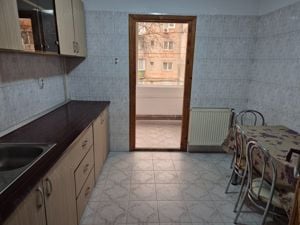 Lipovei 2 camere etaj 1 și  GARAJ  350 euro - imagine 7