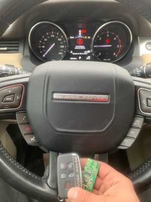 Land Rover -Range Rover Adaugare/ProgramareReparatii chei - imagine 3