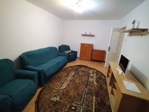 Închiriez apartament decomandat ultracentral cu 2 camere  - imagine 4