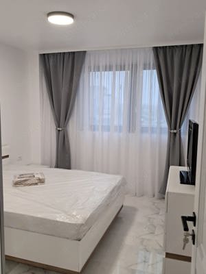 Închiriez apartament ultracentral bloc nou 2camere langa Catedrala  - imagine 10