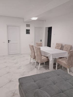 Închiriez apartament ultracentral bloc nou 2camere langa Catedrala  - imagine 2