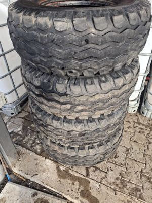 Vând 4 cauciucuri second hand 11,5.80.15 - imagine 7