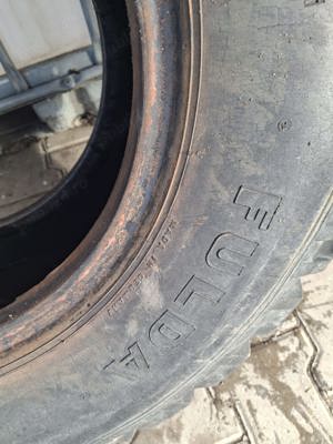 Vând 4 cauciucuri second hand 11,5.80.15 - imagine 6