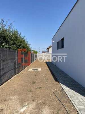 Duplex 4 camere pe parter + perete dublu despartitor - Sanandrei - imagine 11