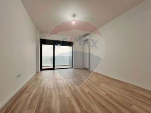 Apartament de vanzare in prima linie la mare - imagine 4