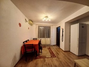 Apartament de 2 camere in vila, 50 mp, centrala proprie, metrou, zona Dristor