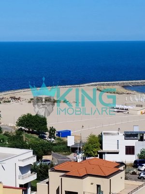 Faleza Nord | 3 Camere | 3 Bai | Balcon | Vedere la mare | Termen lung - imagine 17