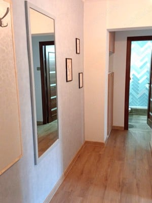 Apartament renovat, doua camere decomandate, etaj 1 din 4, Mazepa 2 - imagine 7