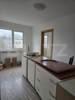 Apartament de vanzare cu 3 camere, 44 mp, zona Solidaritatii - imagine 4