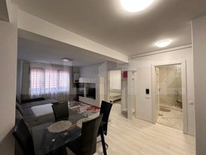 Apartament cu 2 camere, 48 mp, zona ultracentrala - imagine 3