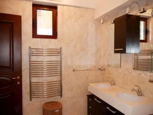 Inchiriez apartament 3 camere, decomandat, 110mp, Aviatorilor, 1.950euro - imagine 5