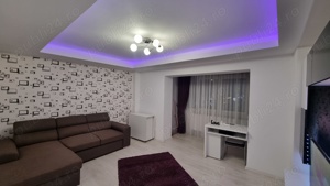 Inchiriere apartament 2 camere, decomandat, ultracentral, spațios, elegant - imagine 2