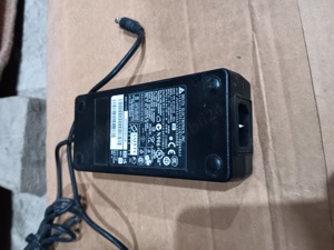 Alimentator incarcator 12V dc 5A