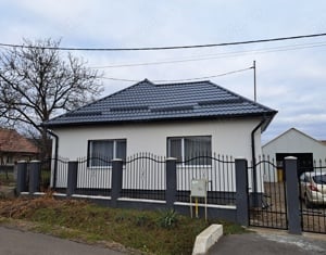 Vand casa 3 camere, 11 ari teren in Moresti, 12 km de Tg. Mures