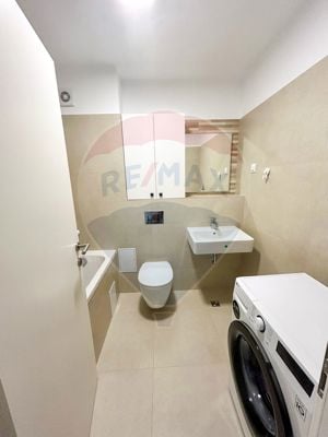 Apartament cu 3 camere de vânzare în zona Tractorul - imagine 16