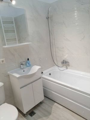 Proprietar inchiriez. apartament  cu 2 camere  București Complexul Rotar Park 2, - imagine 9