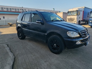 Mercedes ML 2,7 CDI Automat 2005 Autoutilitara - imagine 2